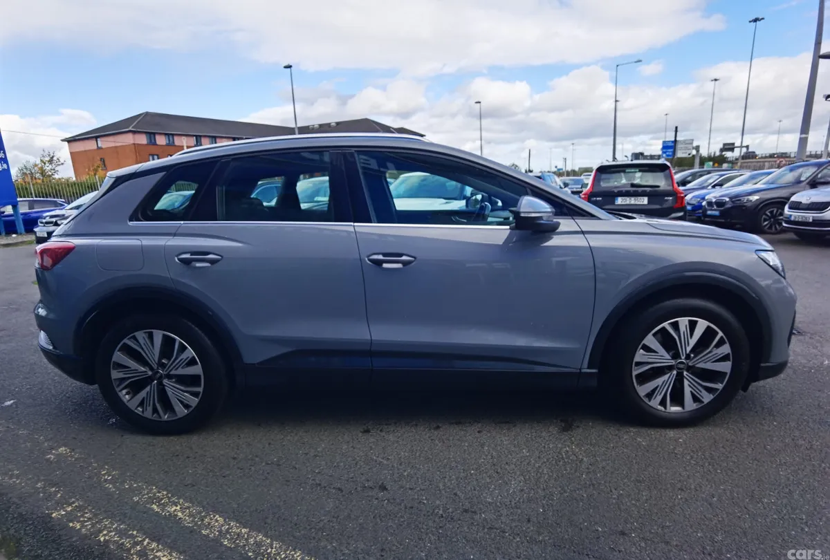 Audi Q4 e-tron SUV, Electric, 2023, Grey