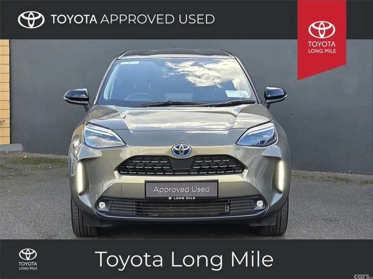 Toyota Yaris Cross Hatchback, Petrol Hybrid, 2024, Bronze