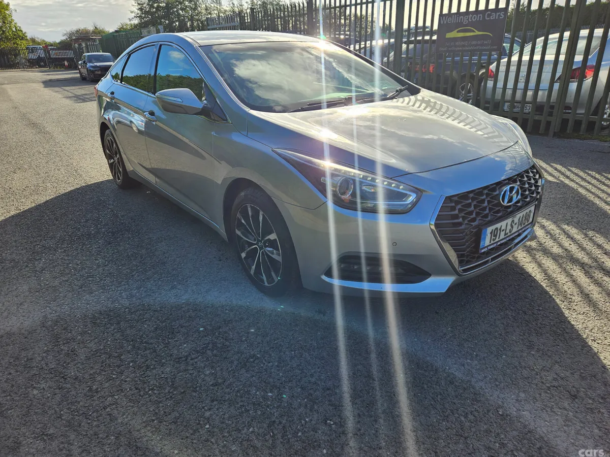 Hyundai i40 Saloon, Diesel, 2019, Silver