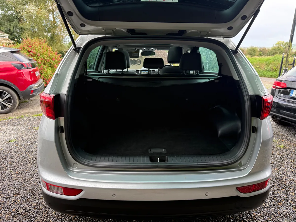 Kia Sportage SUV, Diesel, 2016, Silver