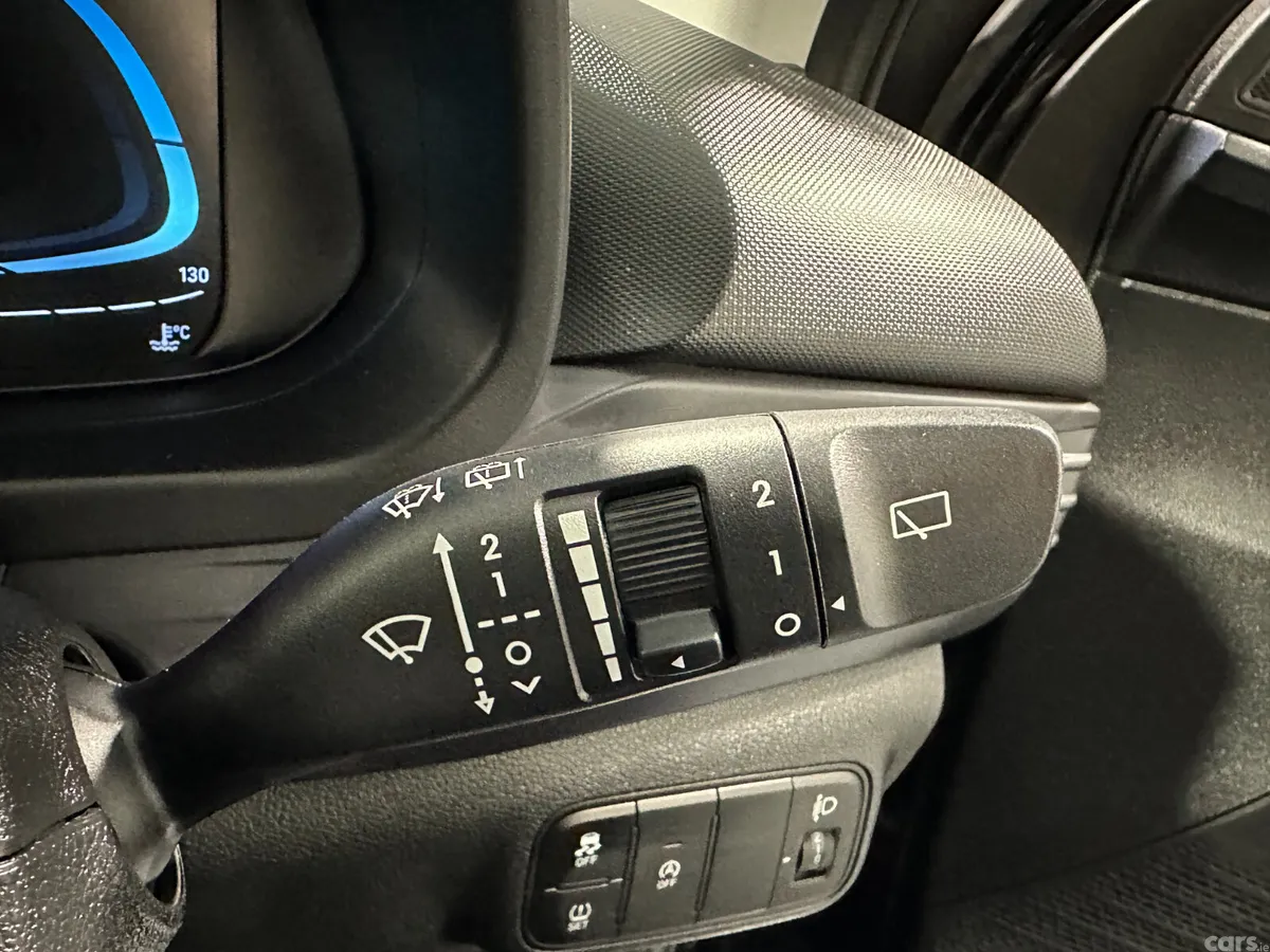 Hyundai i20 Hatchback, Petrol, 2024, Black