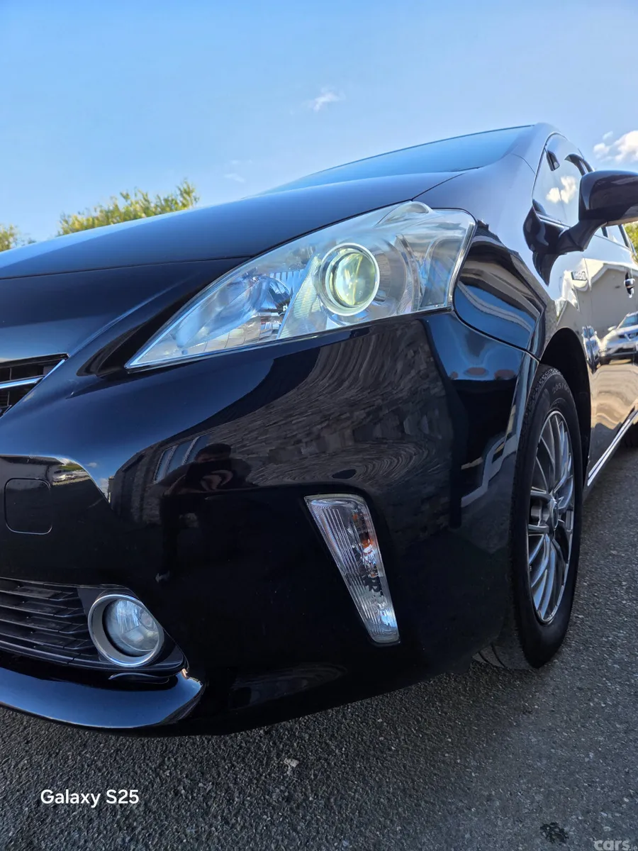 Toyota Prius MPV, Petrol Hybrid, 2014, Black