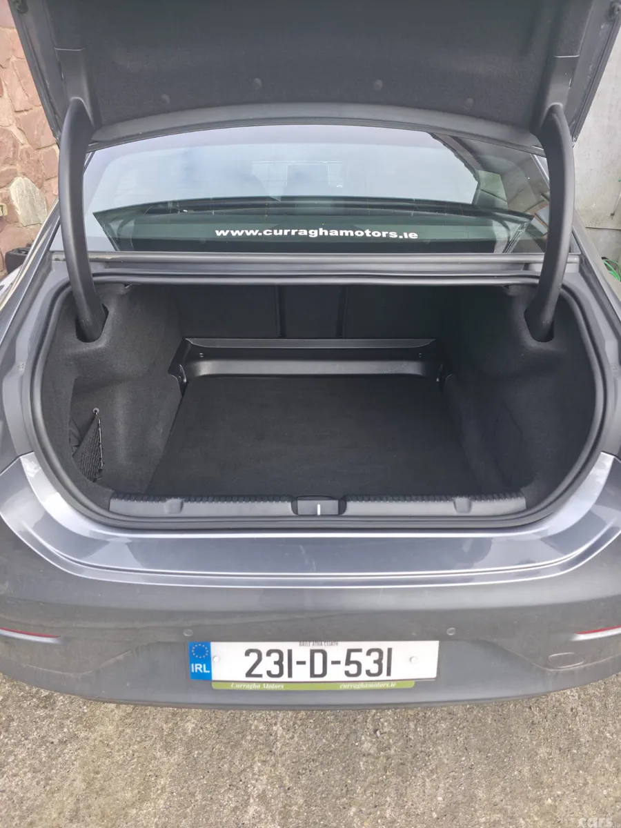 Mercedes-Benz EQE Saloon, Electric, 2023, Grey
