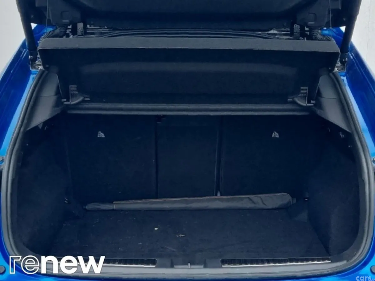 Renault Rafale SUV, Petrol Hybrid, 2025, Blue