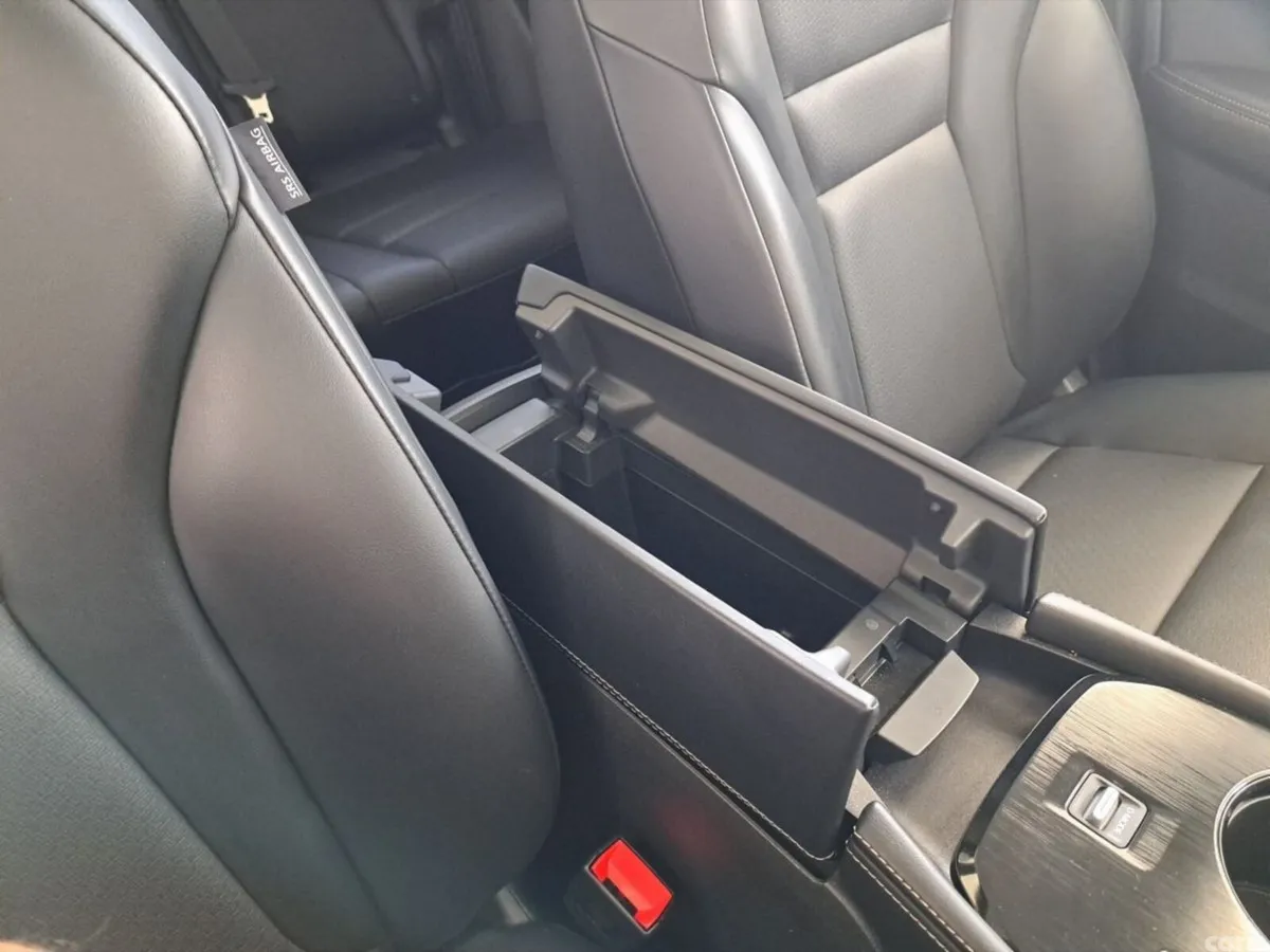 Nissan X-Trail SUV, Petrol Hybrid, 2024, Silver
