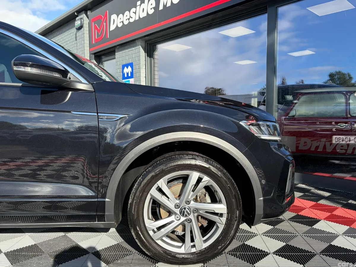Volkswagen T-Roc SUV, Petrol, 2024, Black
