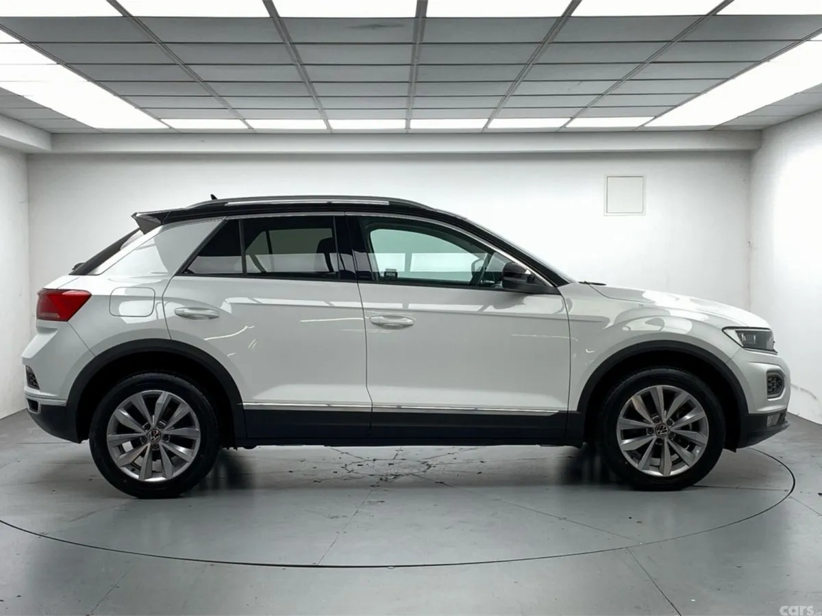 Volkswagen T-Roc SUV, Diesel, 2021, White