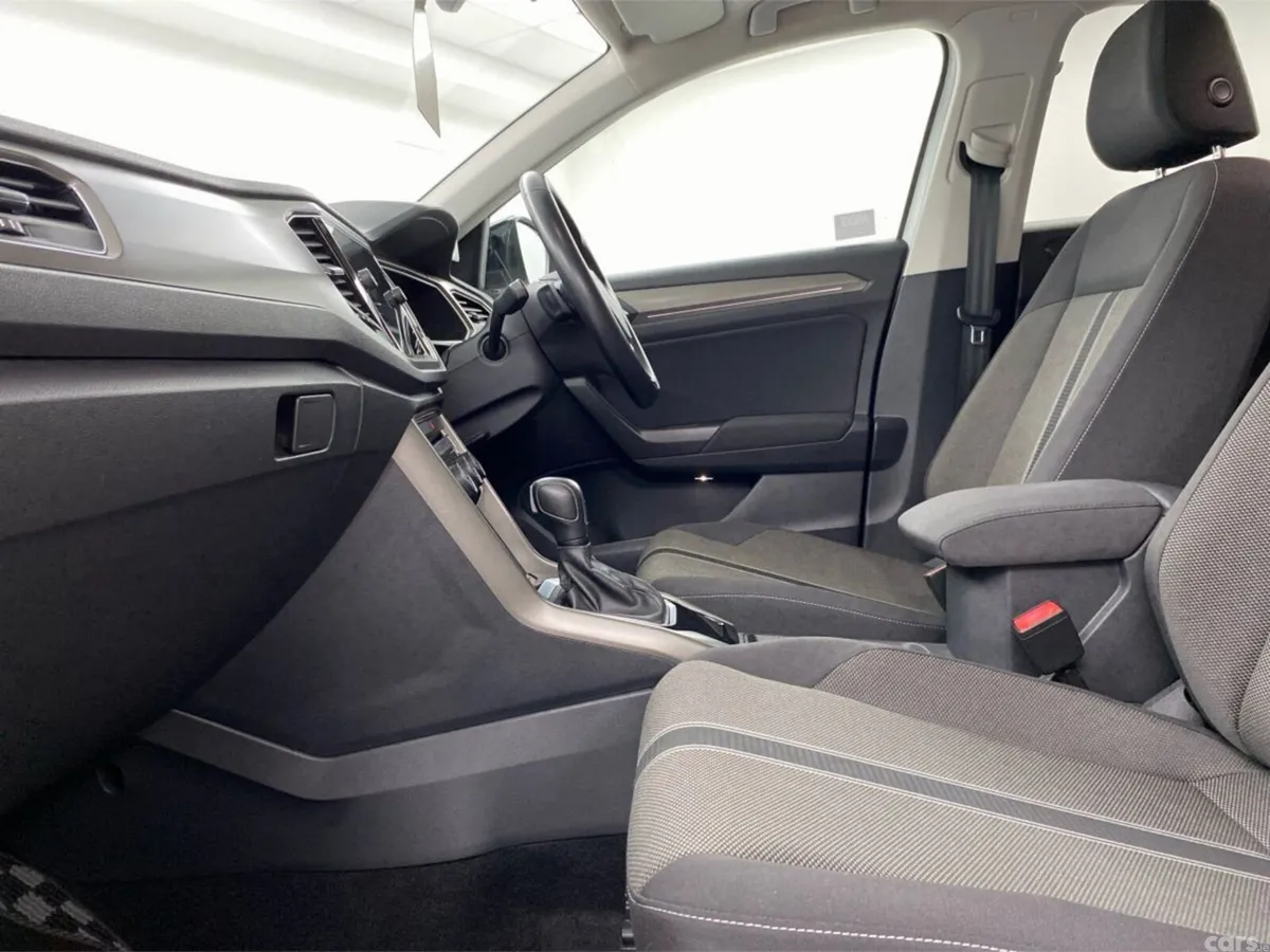 Volkswagen T-Roc SUV, Diesel, 2021, White