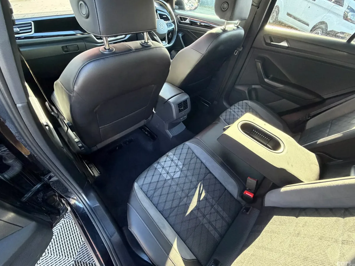 Volkswagen T-Roc SUV, Petrol, 2024, Black