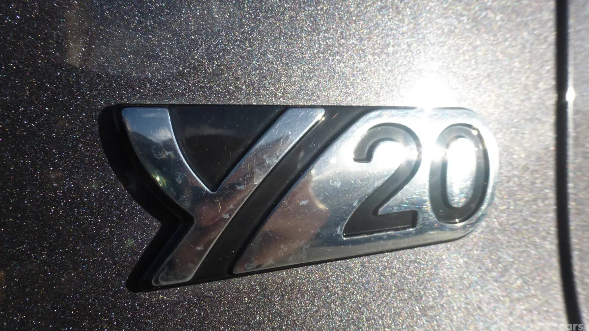 Toyota Yaris MPV, Petrol Hybrid, 2020, Grey
