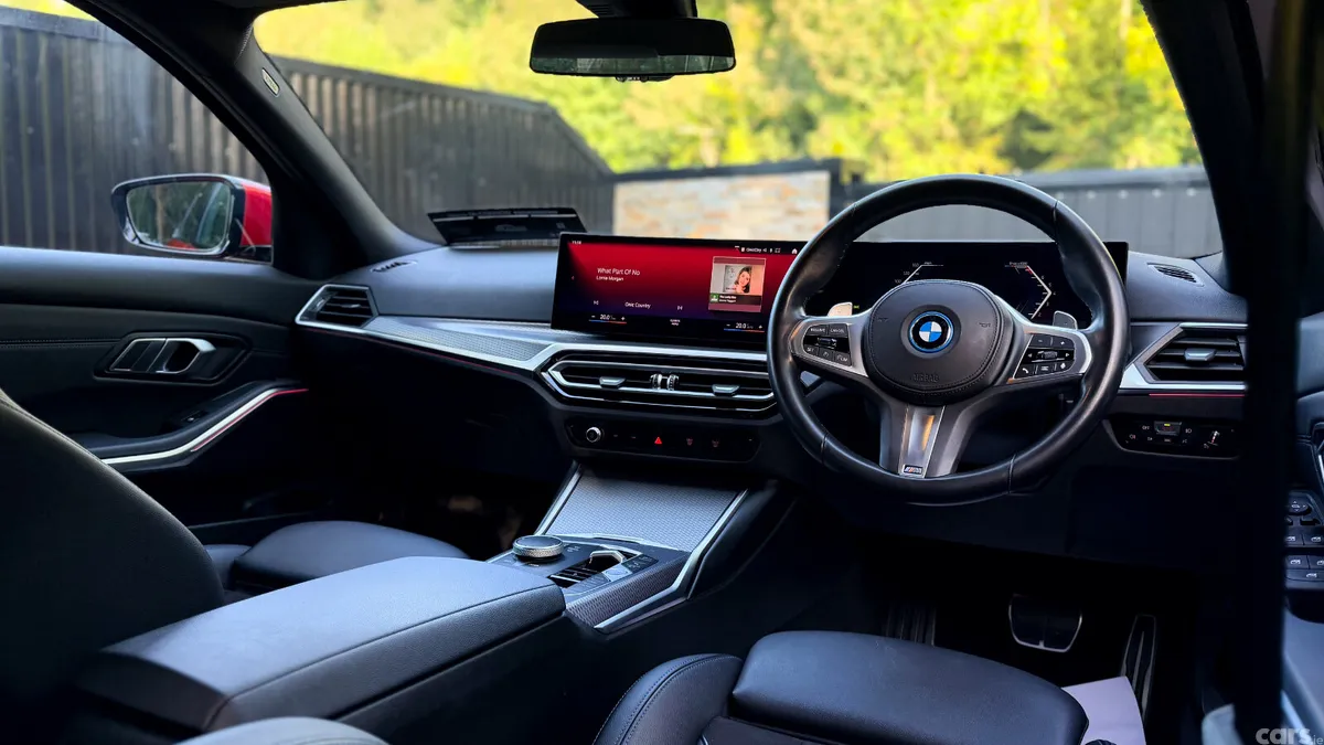 BMW 3-Series Saloon, Petrol Plug-in Hybrid, 2023, Red