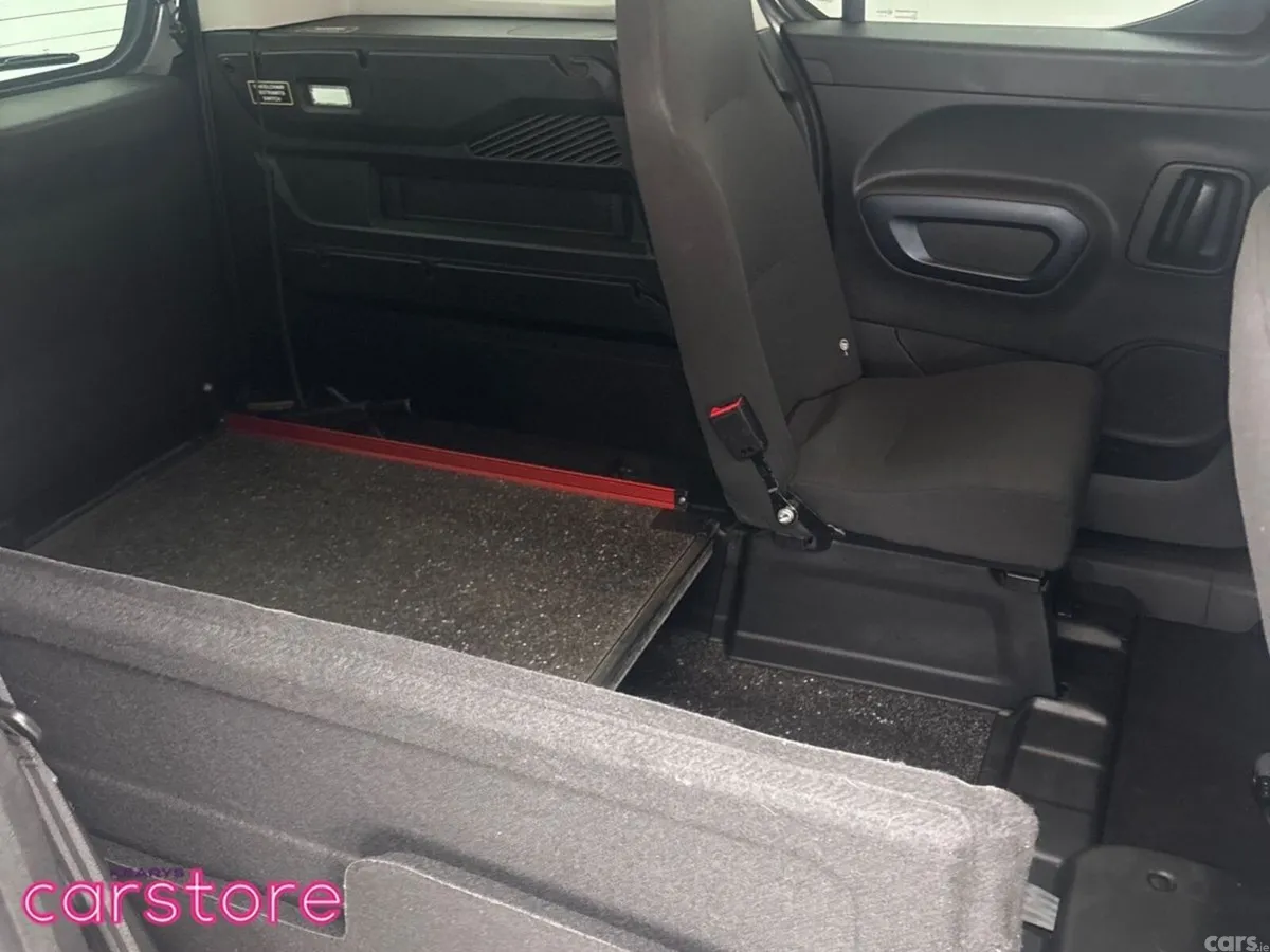 Peugeot Rifter MPV, Diesel, 2021, Grey