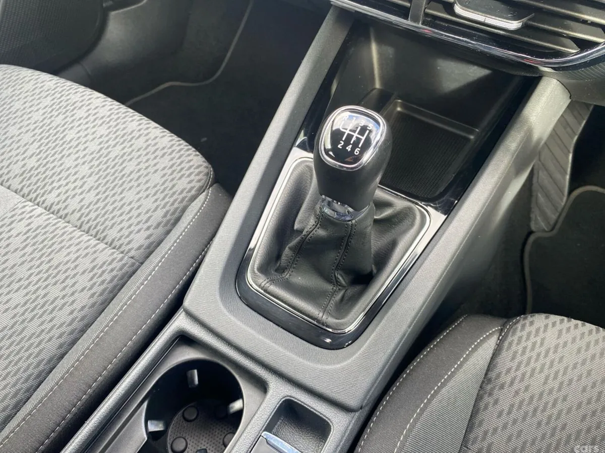Skoda Octavia Saloon, Diesel, 2021, Blue