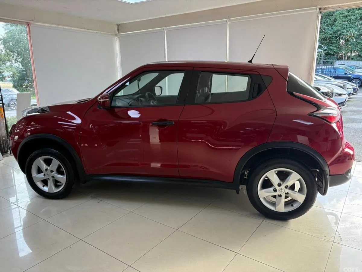 Nissan Juke MPV, Petrol, 2019, Red