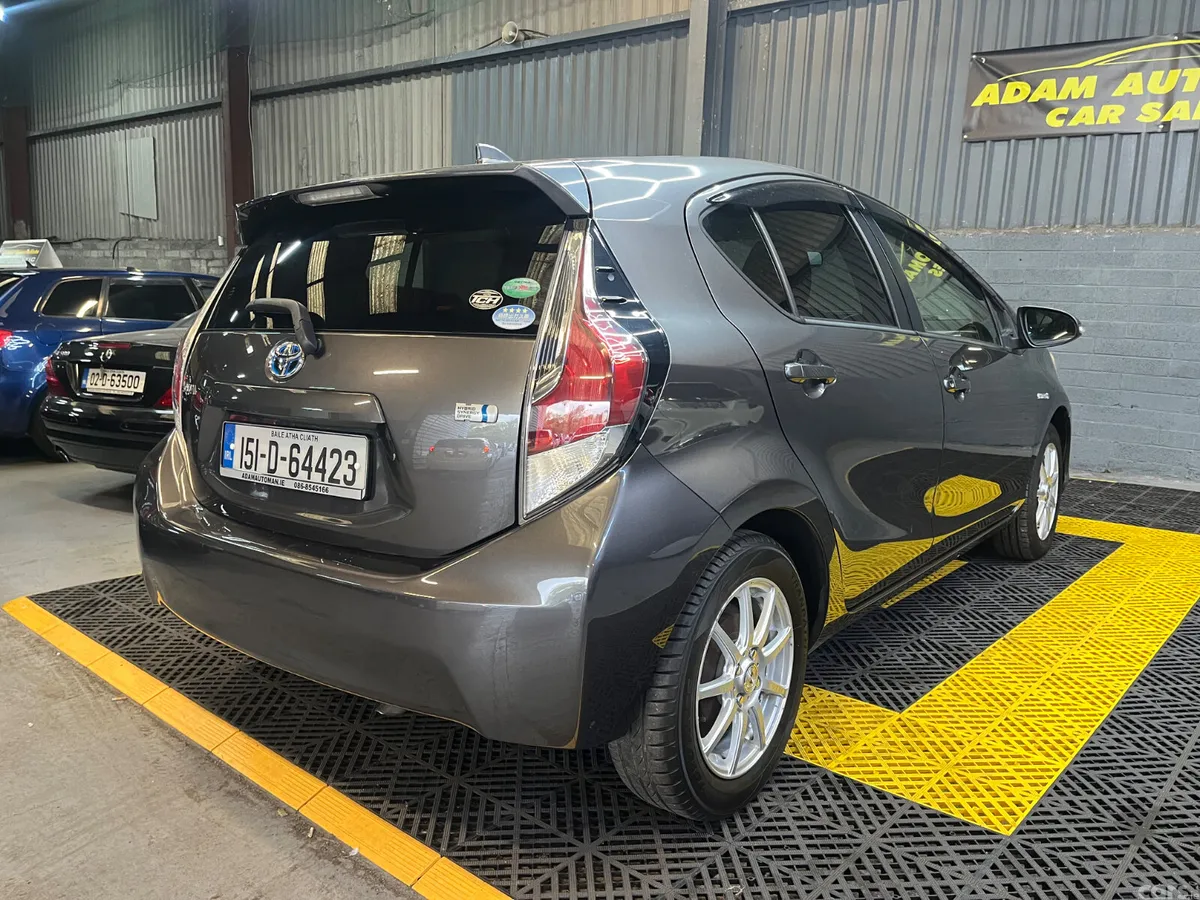 Toyota Aqua Hatchback, Petrol Hybrid, 2015, Grey