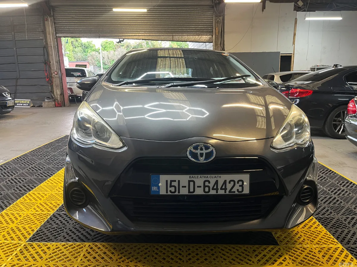 Toyota Aqua Hatchback, Petrol Hybrid, 2015, Grey