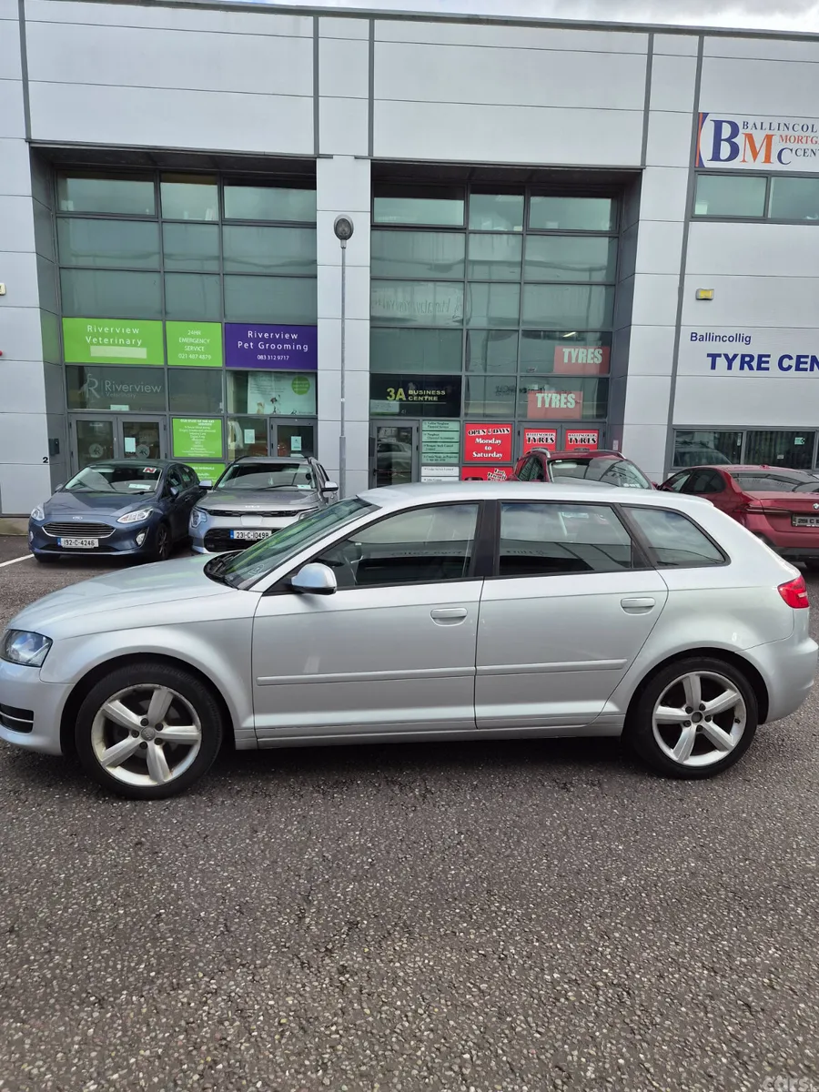 Audi A3 Hatchback, Petrol, 2011, Silver