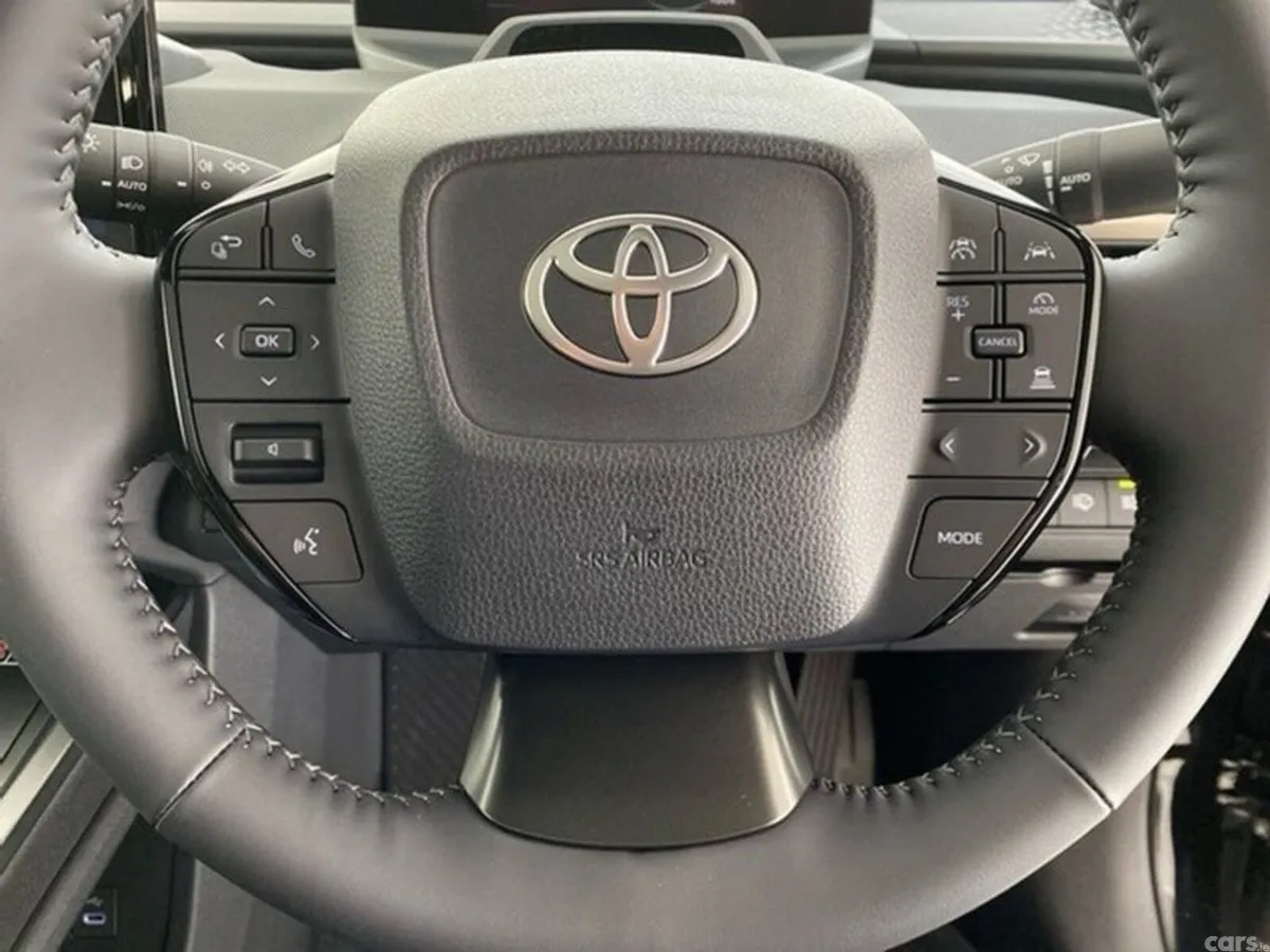 Toyota bZ4X Estate, Electric, 2026, Grey