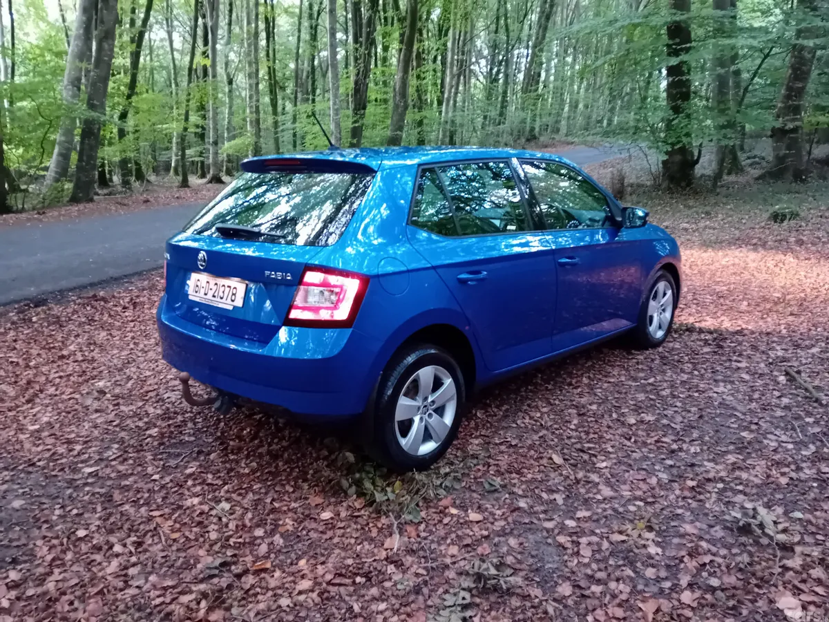 Skoda Fabia Hatchback, Petrol, 2016, Blue
