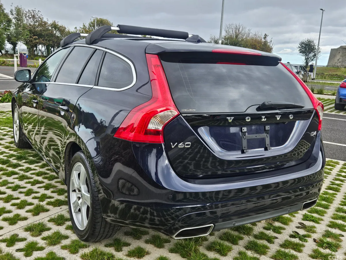 Volvo V60 Estate, Diesel, 2017, Blue