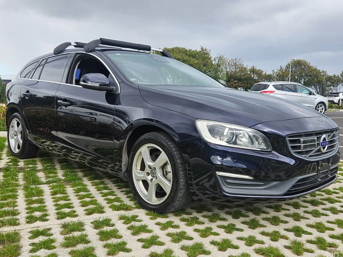 Volvo V60 Estate, Diesel, 2017, Blue