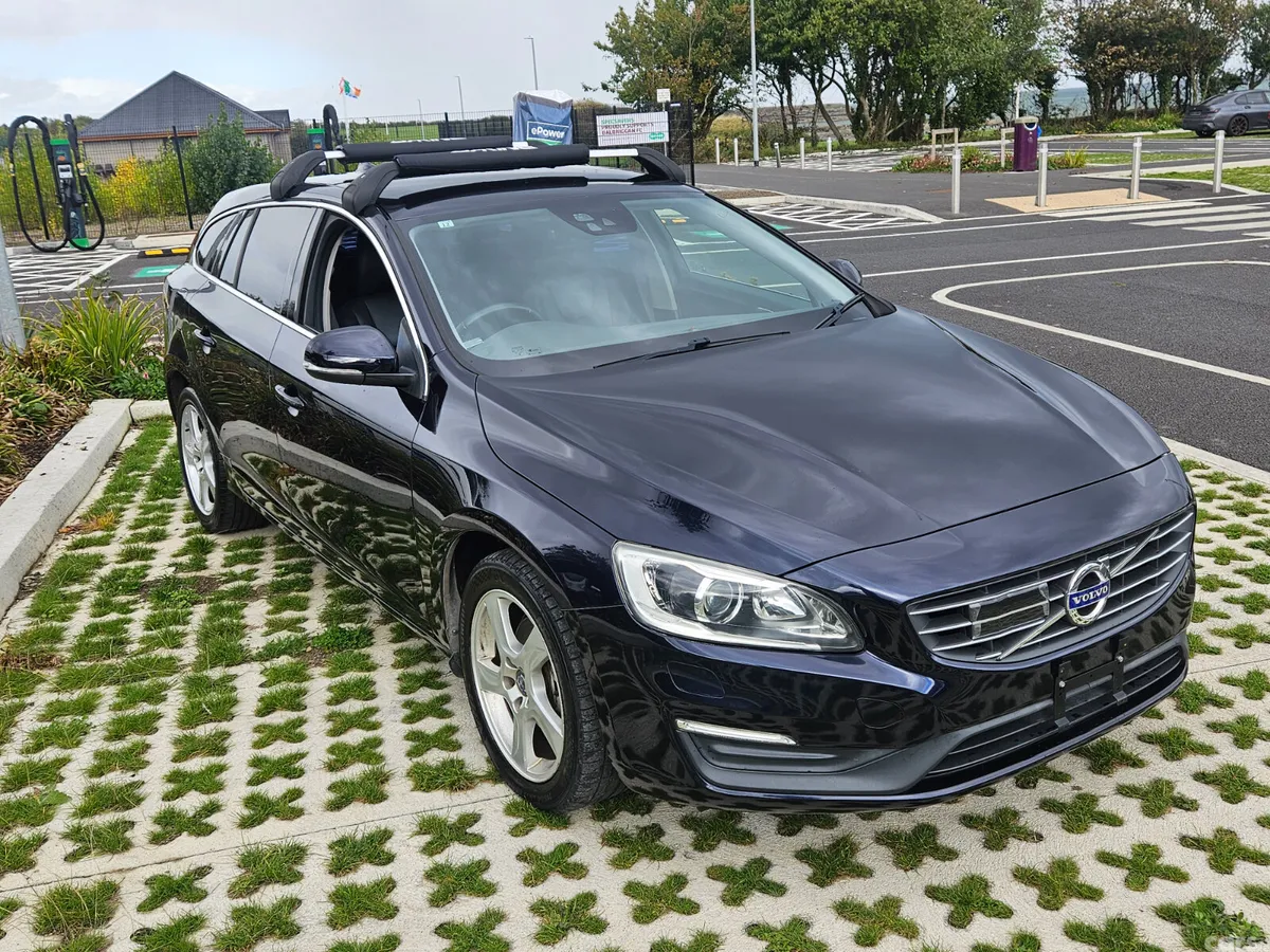 Volvo V60 Estate, Diesel, 2017, Blue