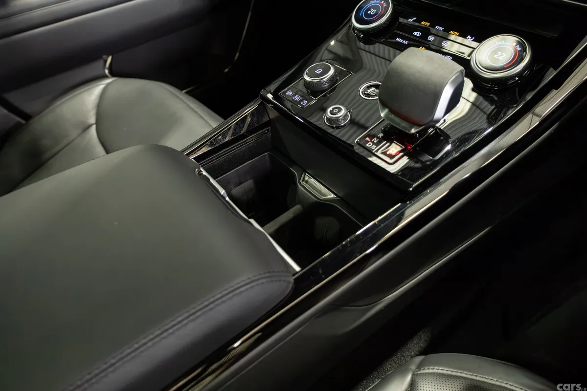 Land Rover Range Rover Sport SUV, Petrol Plug-in Hybrid, 2023, Black