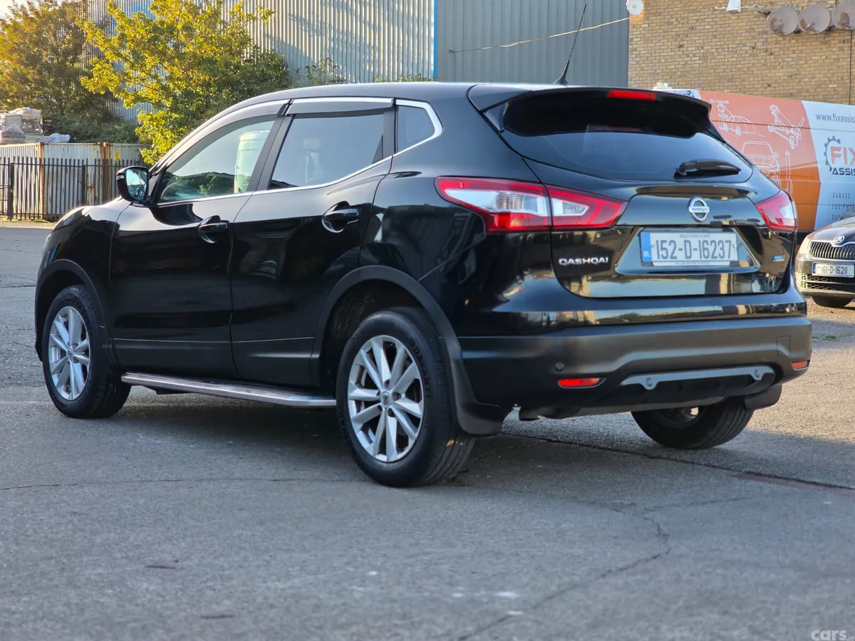 Nissan Qashqai Hatchback, Diesel, 2015, Black