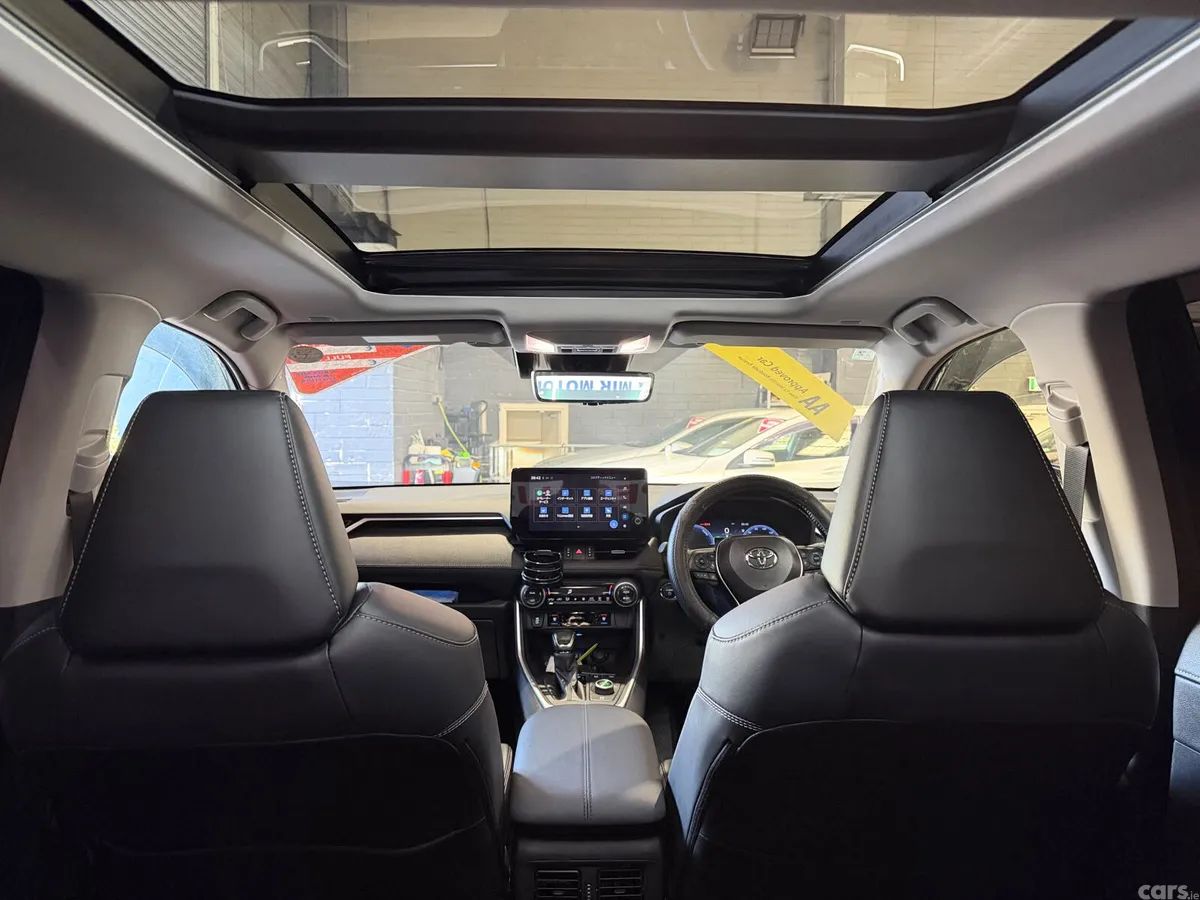 Toyota RAV4 SUV, Petrol Hybrid, 2025, Black