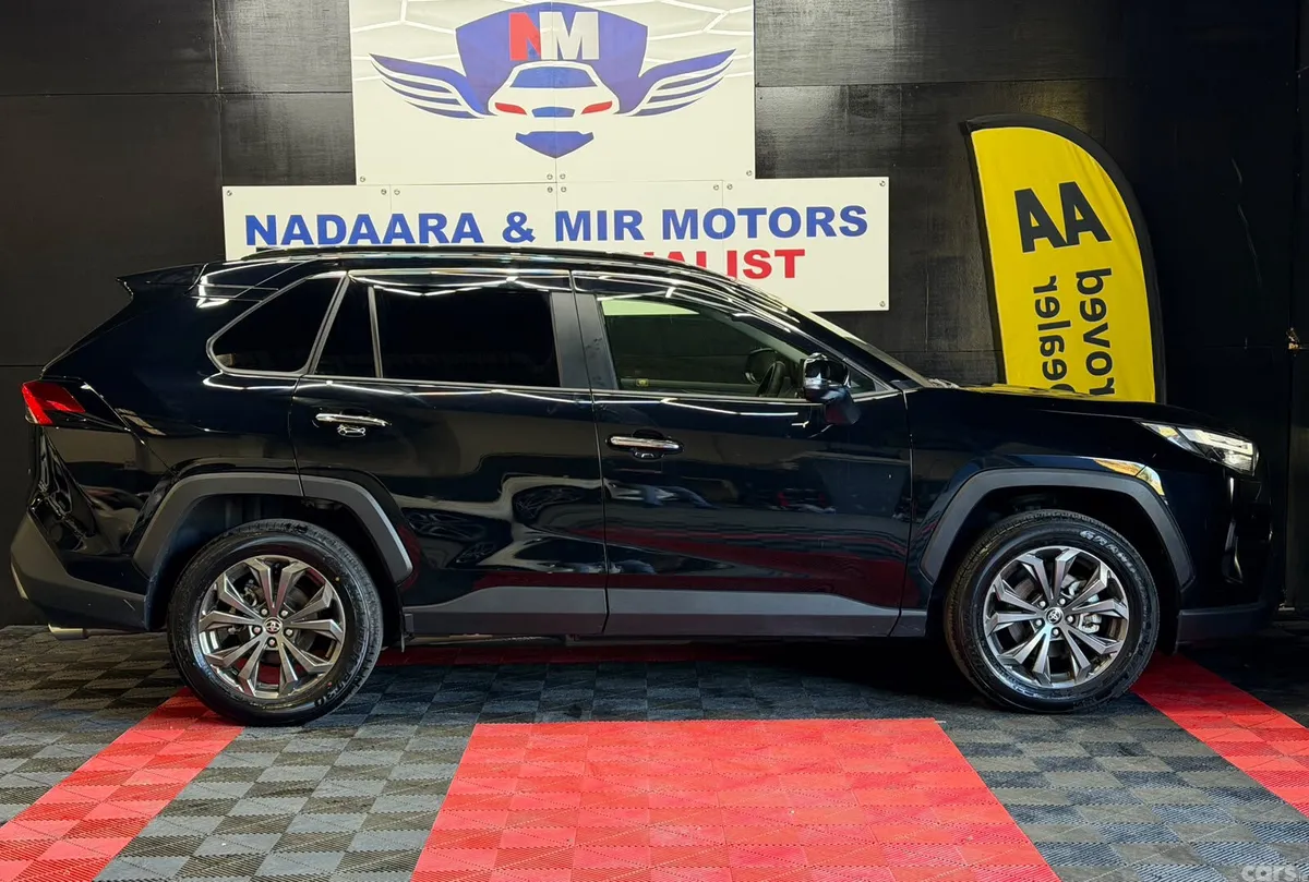 Toyota RAV4 SUV, Petrol Hybrid, 2025, Black