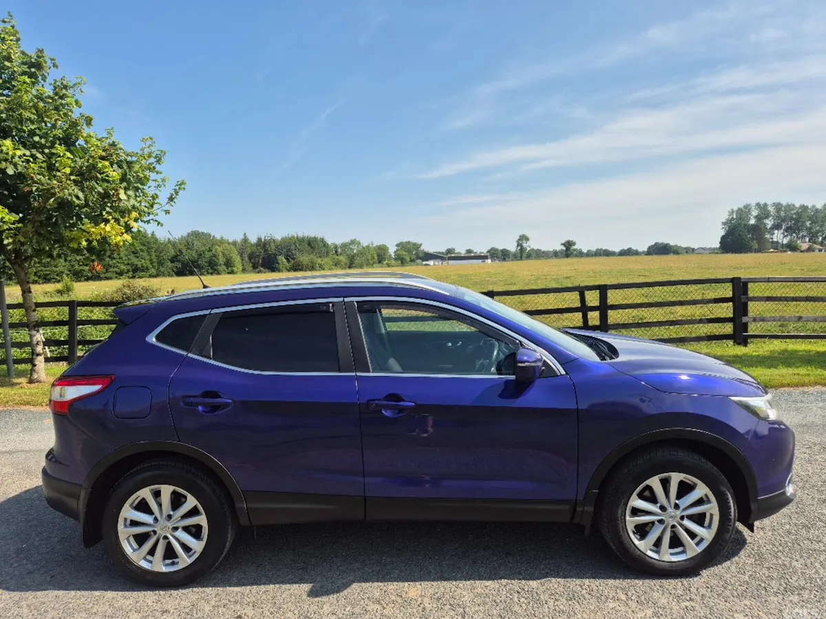 Nissan Qashqai SUV, Diesel, 2017, Blue