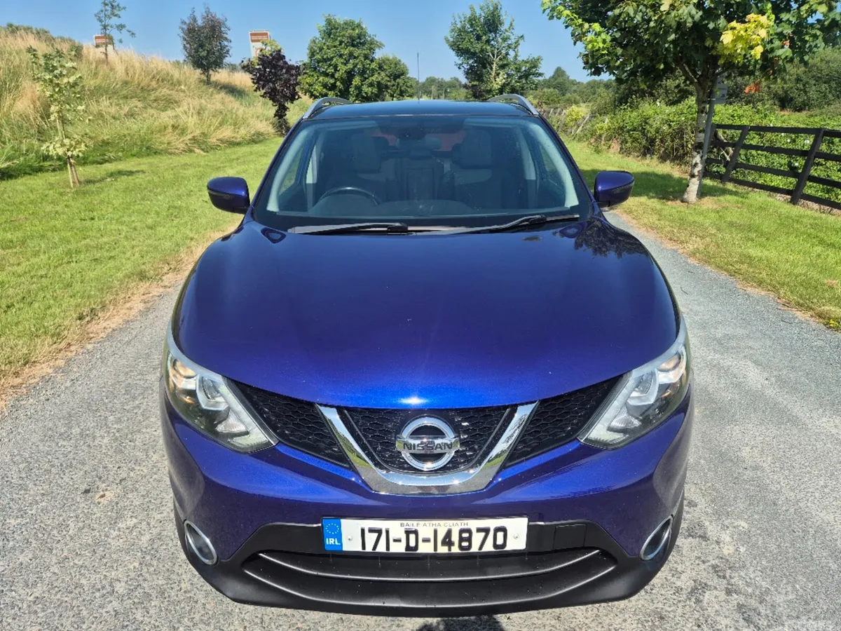 Nissan Qashqai SUV, Diesel, 2017, Blue