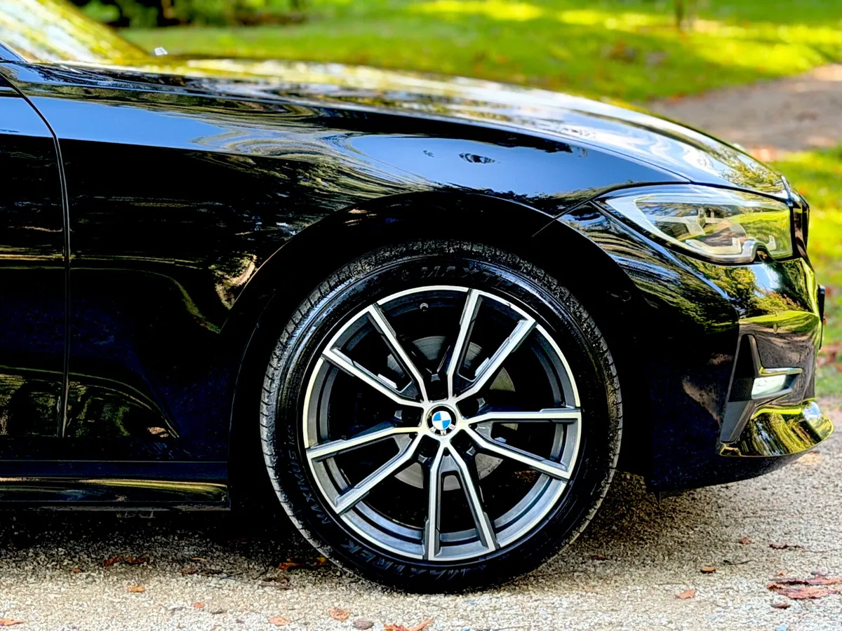 BMW 3-Series Saloon, Diesel, 2021, Black