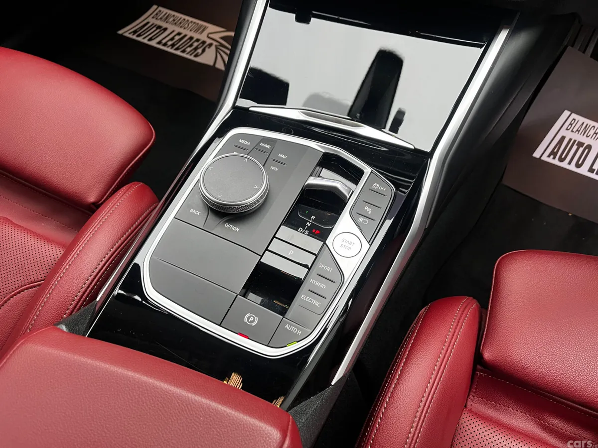 BMW 3-Series Saloon, Petrol Plug-in Hybrid, 2023, Black