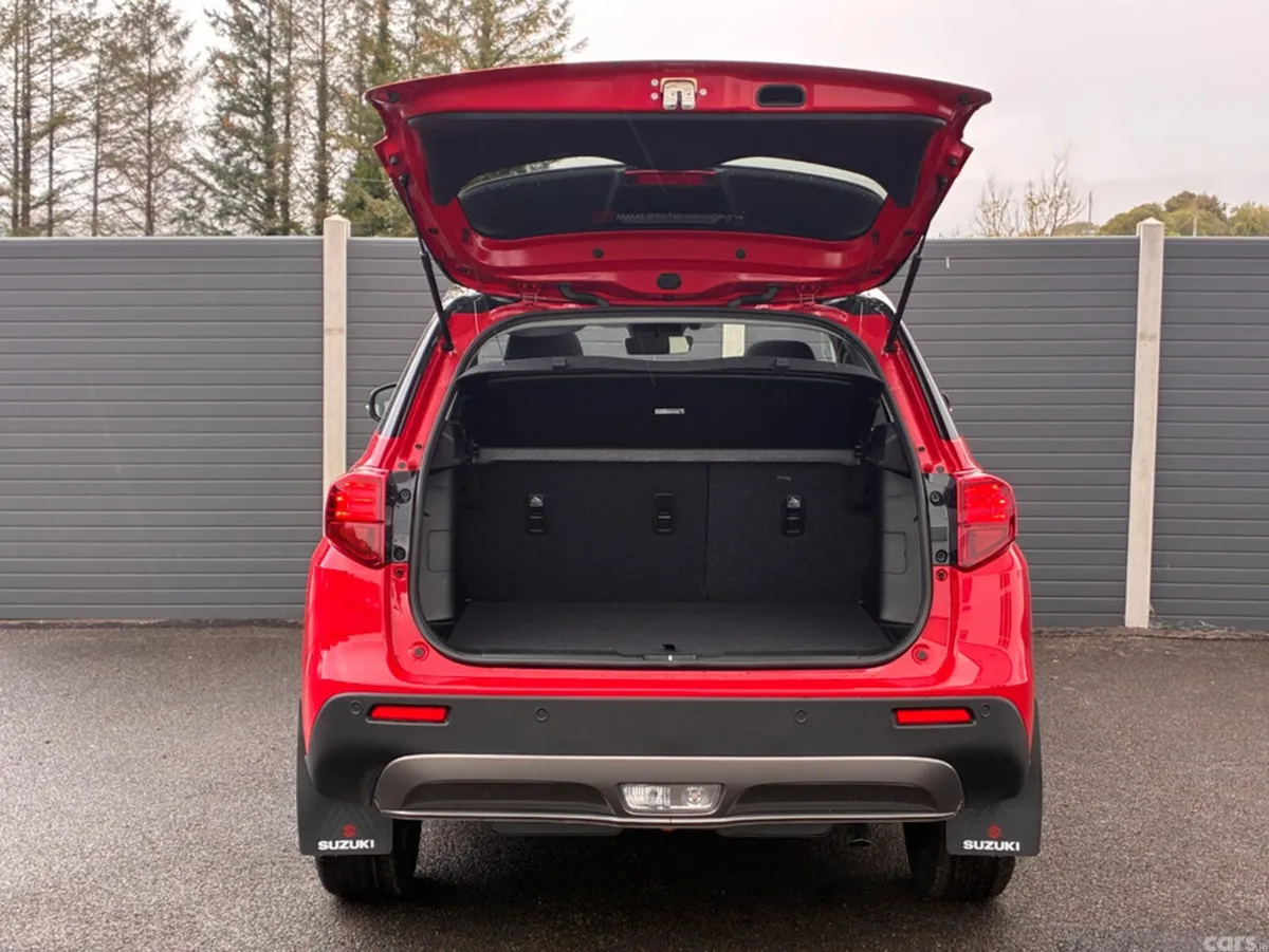 Suzuki Vitara Hatchback, Petrol Hybrid, 2026, Red