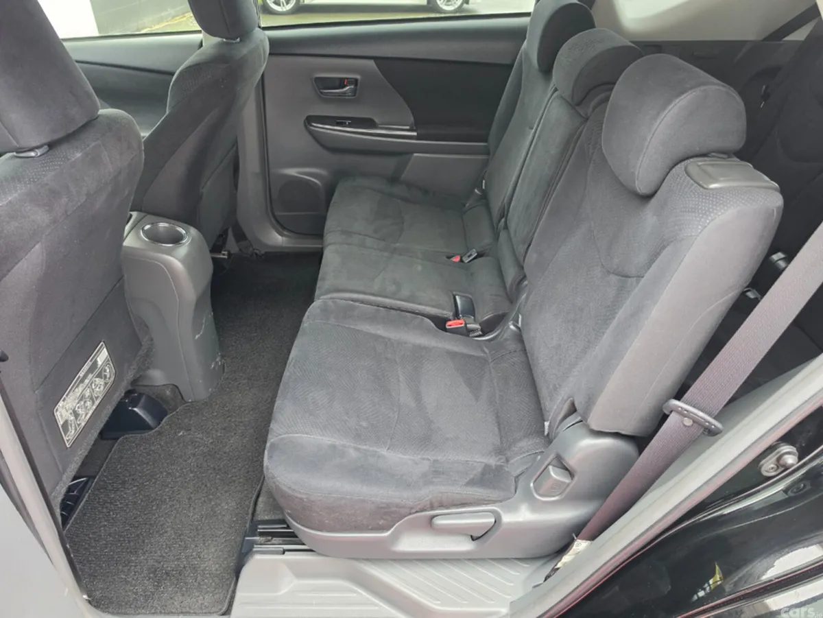 Toyota Prius MPV, Petrol Hybrid, 2013, Black