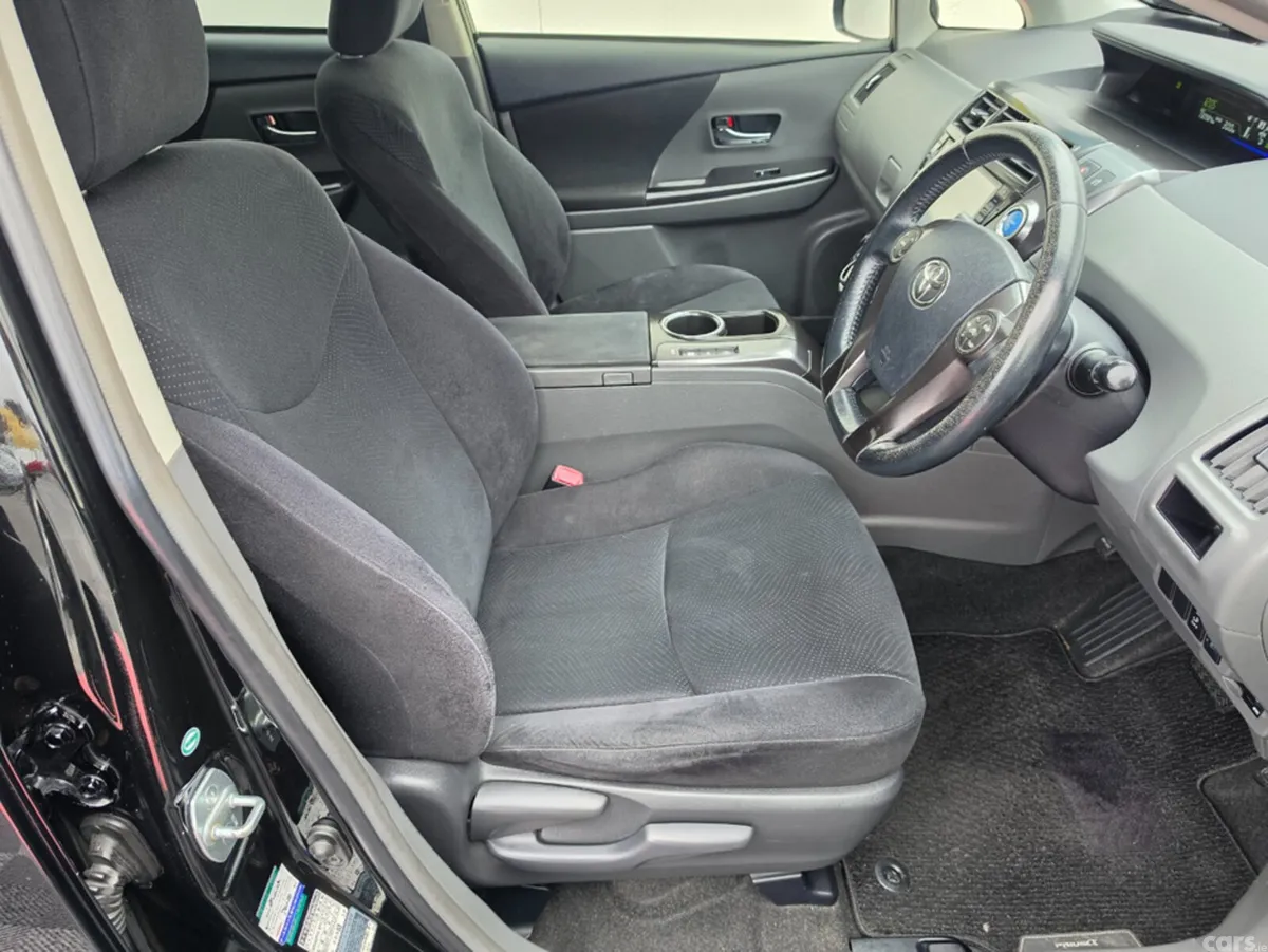 Toyota Prius MPV, Petrol Hybrid, 2013, Black