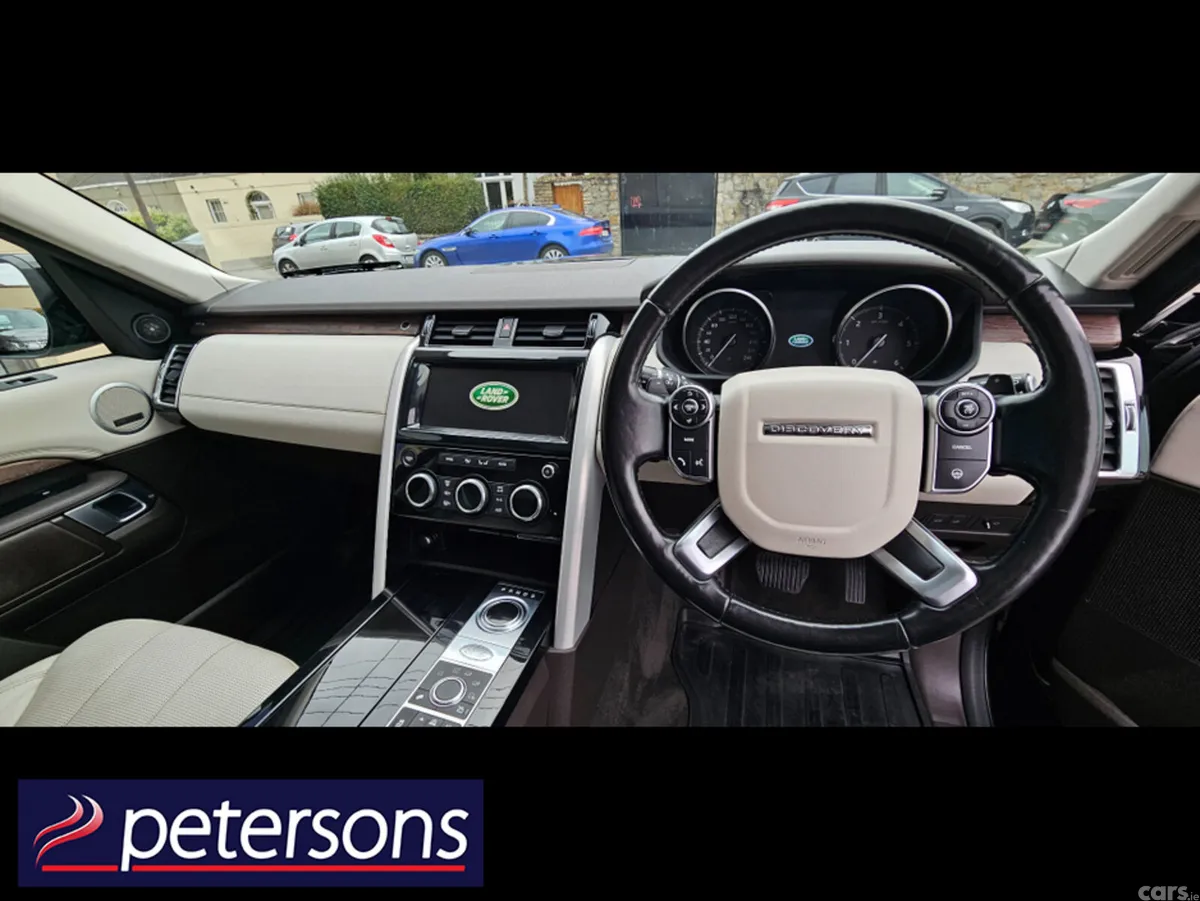 Land Rover Discovery Estate, Diesel, 2017, Black