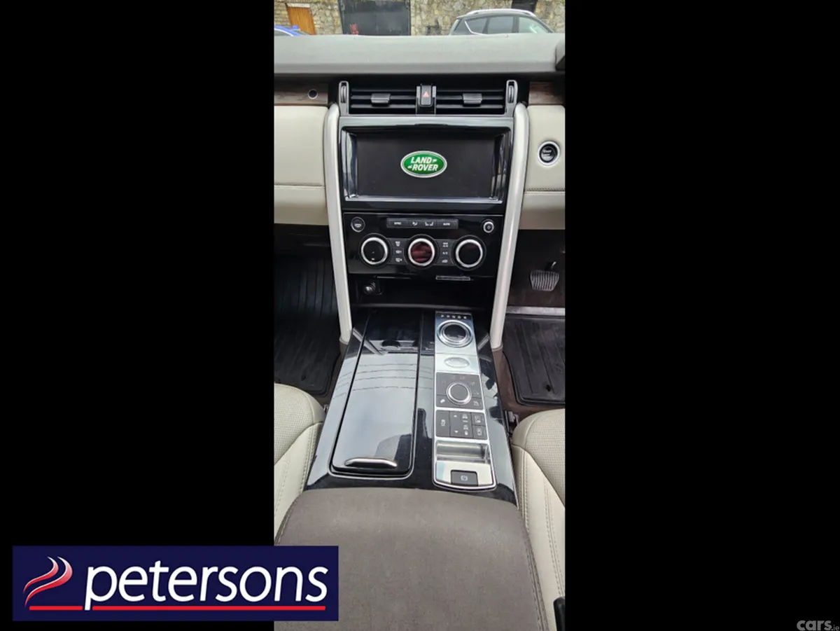Land Rover Discovery Estate, Diesel, 2017, Black