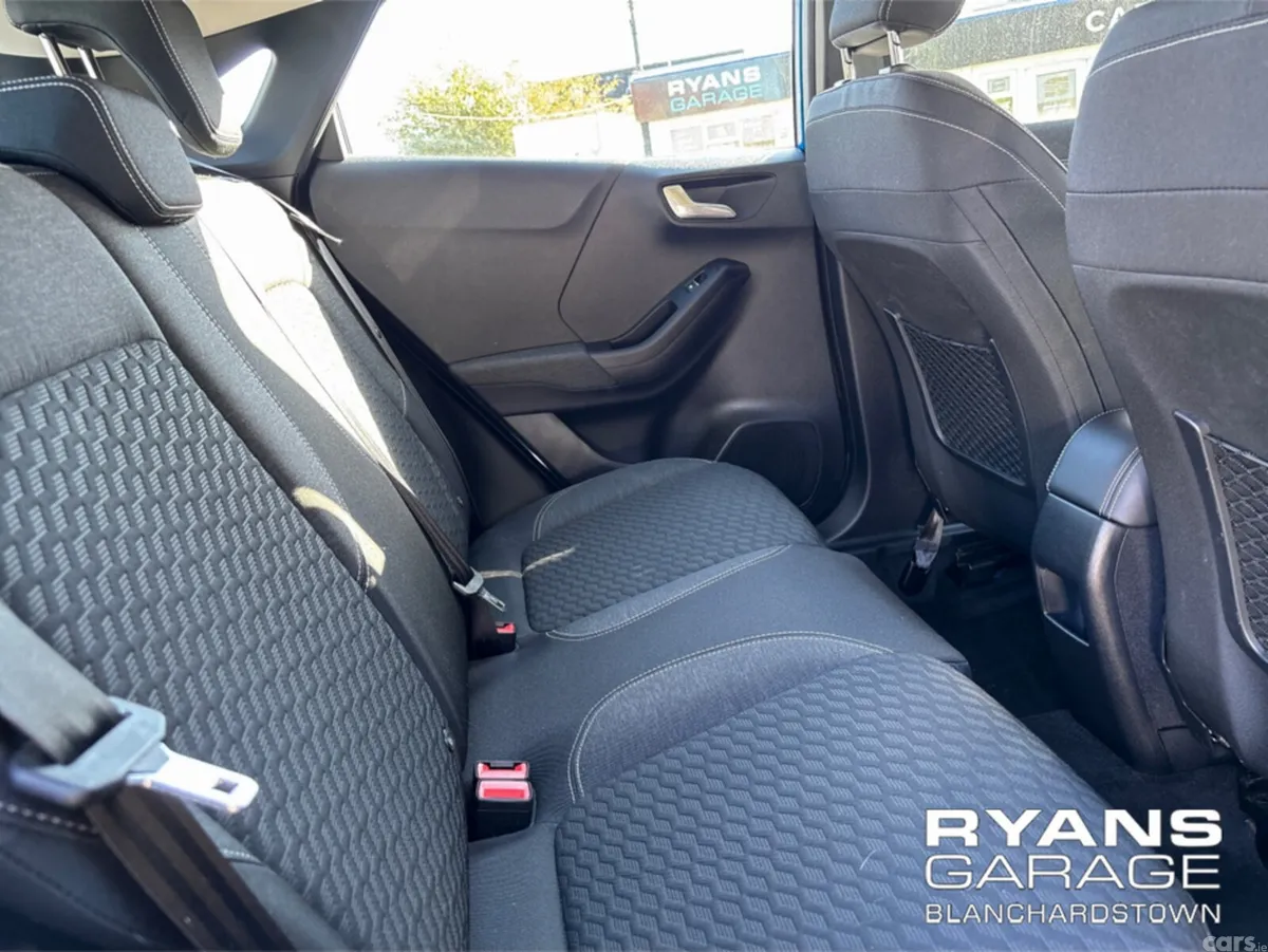 Ford Puma MPV, Petrol, 2022, Blue