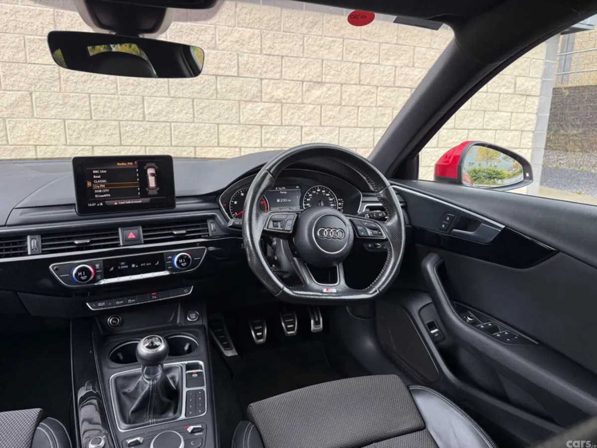 Audi A4 Estate, Diesel, 2017, Red