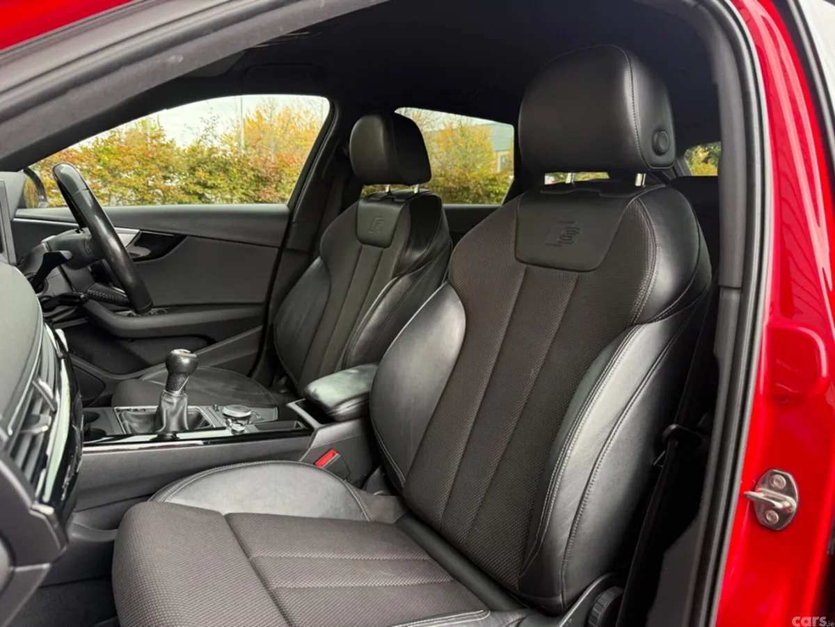 Audi A4 Estate, Diesel, 2017, Red