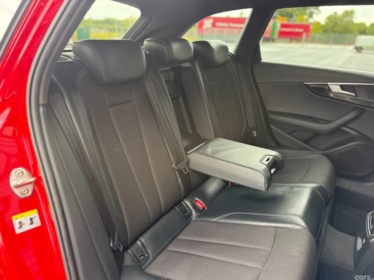 Audi A4 Estate, Diesel, 2017, Red