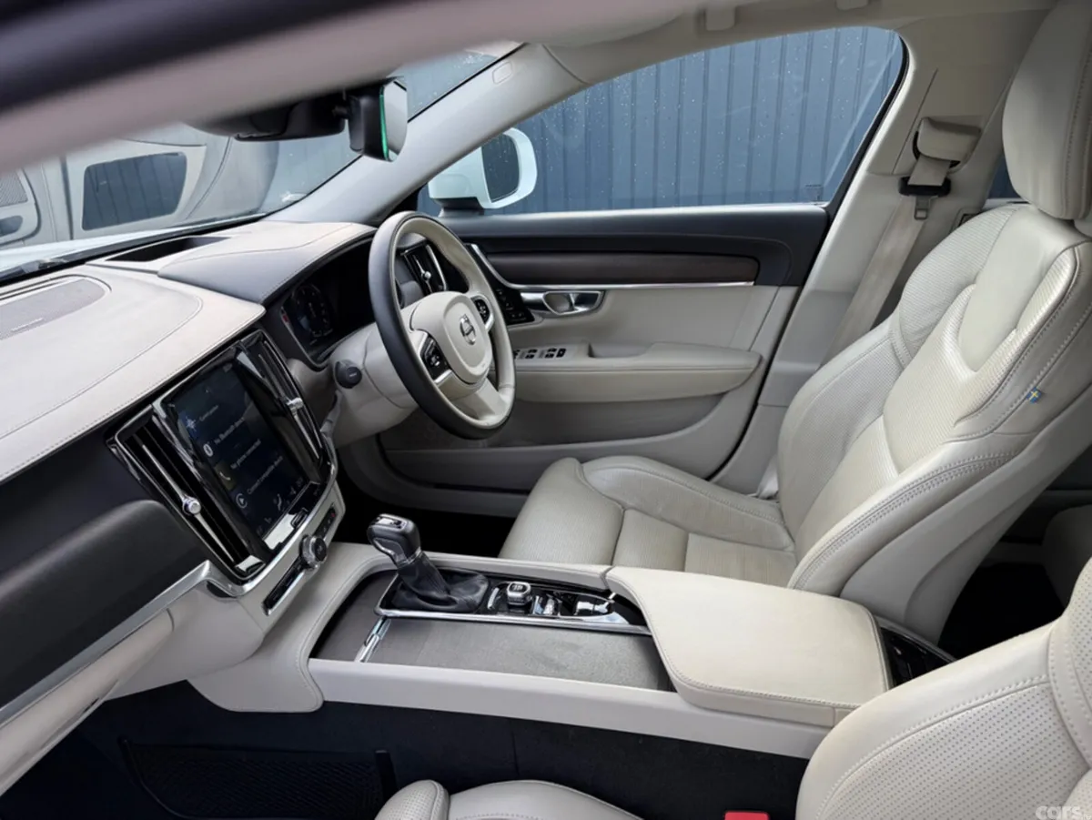 Volvo V90 Estate, Diesel, 2019, White
