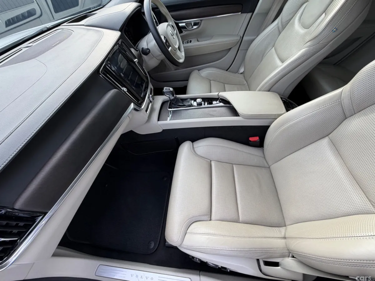 Volvo V90 Estate, Diesel, 2019, White
