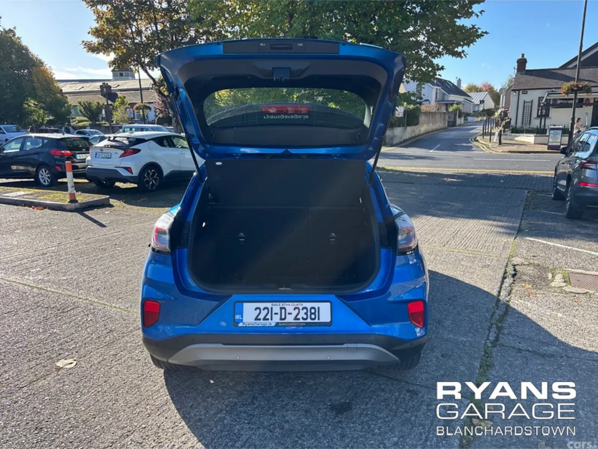 Ford Puma MPV, Petrol, 2022, Blue