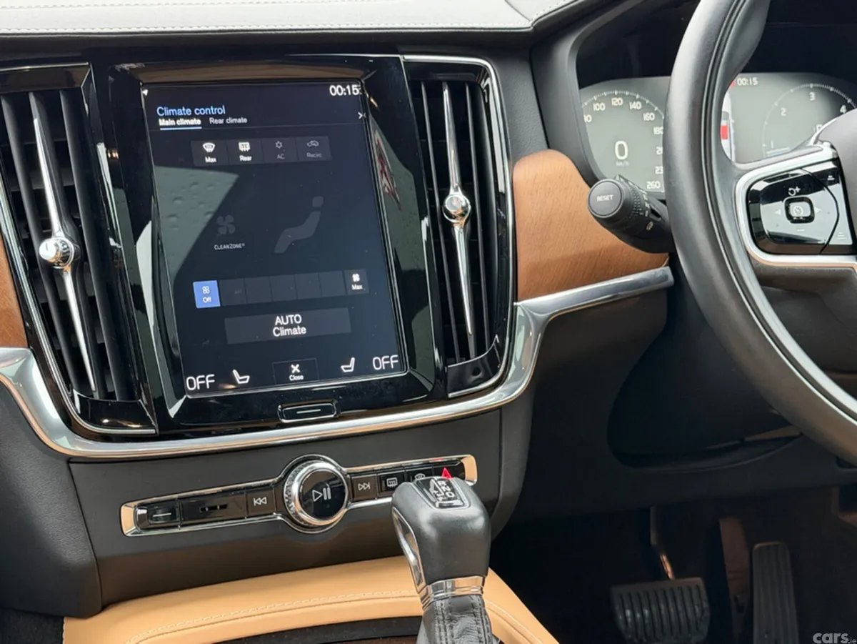 Volvo V90 Estate, Diesel, 2019, Black