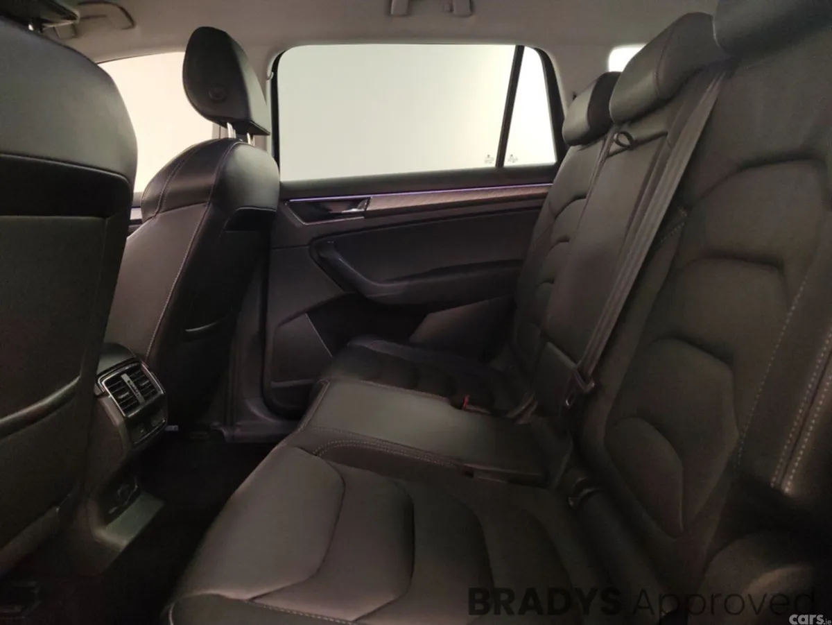 Skoda Kodiaq Estate, Diesel, 2023, Grey