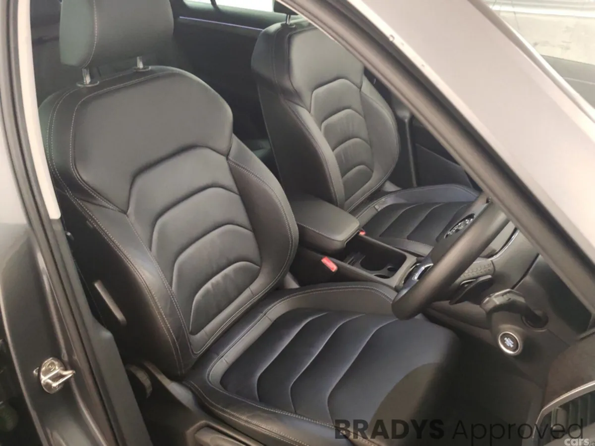 Skoda Kodiaq Estate, Diesel, 2023, Grey
