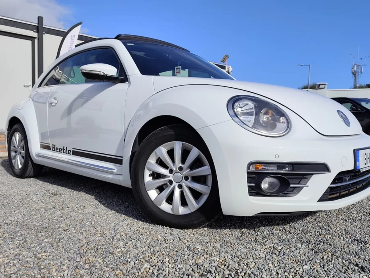 Volkswagen Beetle Hatchback, Petrol, 2018, White